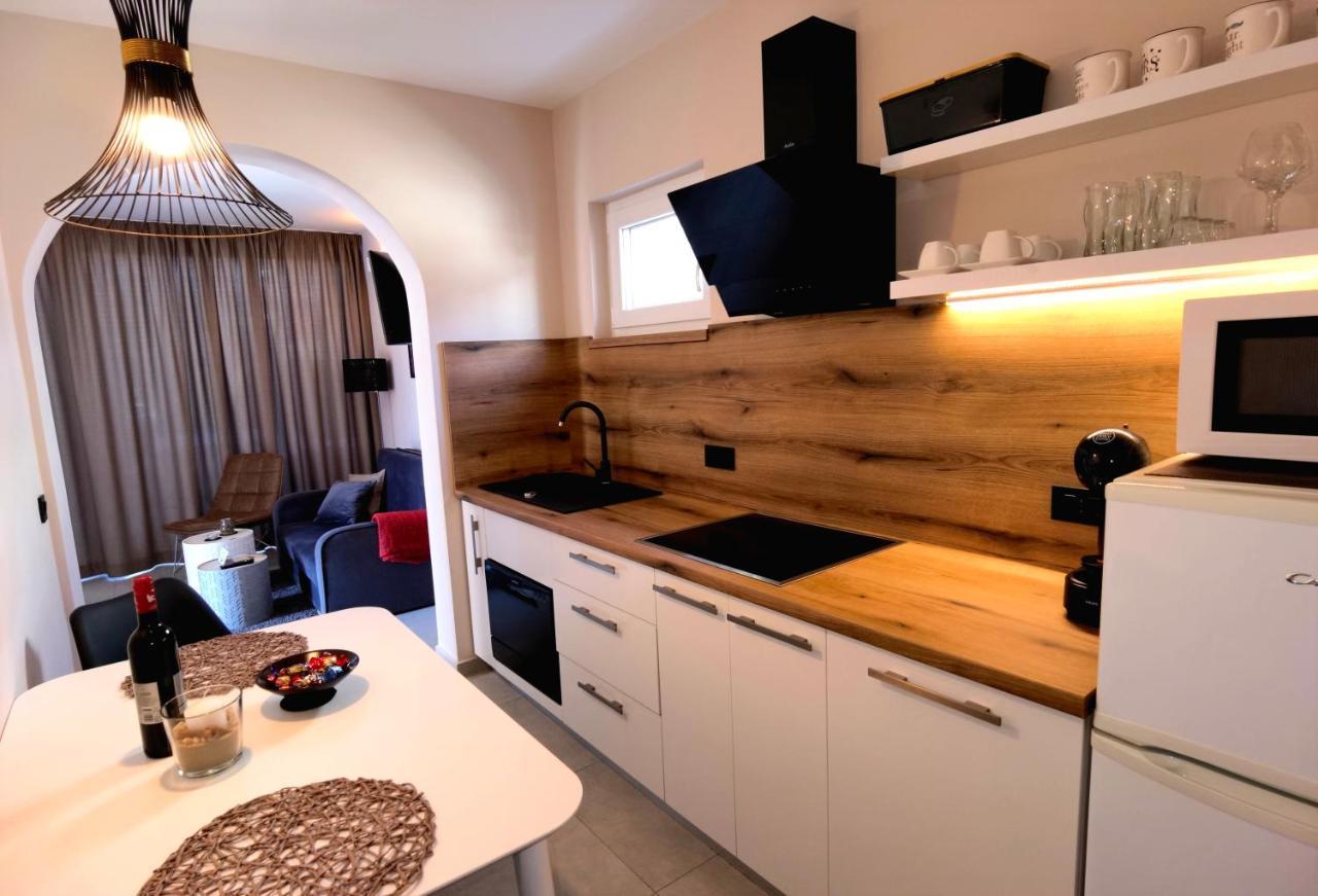 Stay In The Very Heart Of Porec - 50M To The Beach Exteriér fotografie